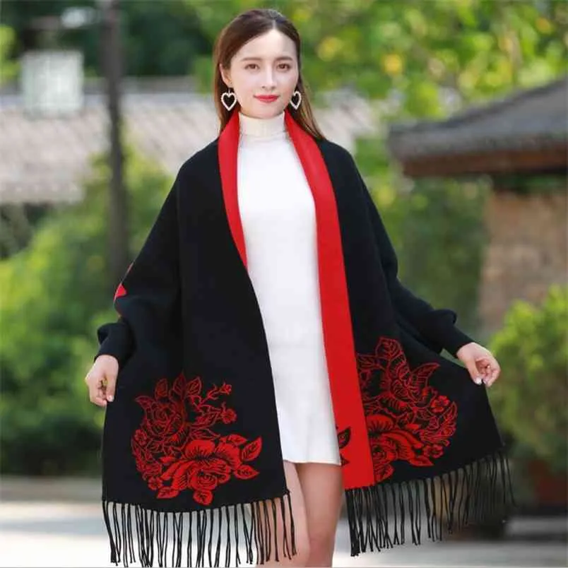 Autumn Winter Cloak Sweater With Sleeves Outside Tassels Shawl Loose Women's Jacket Thickening 210427