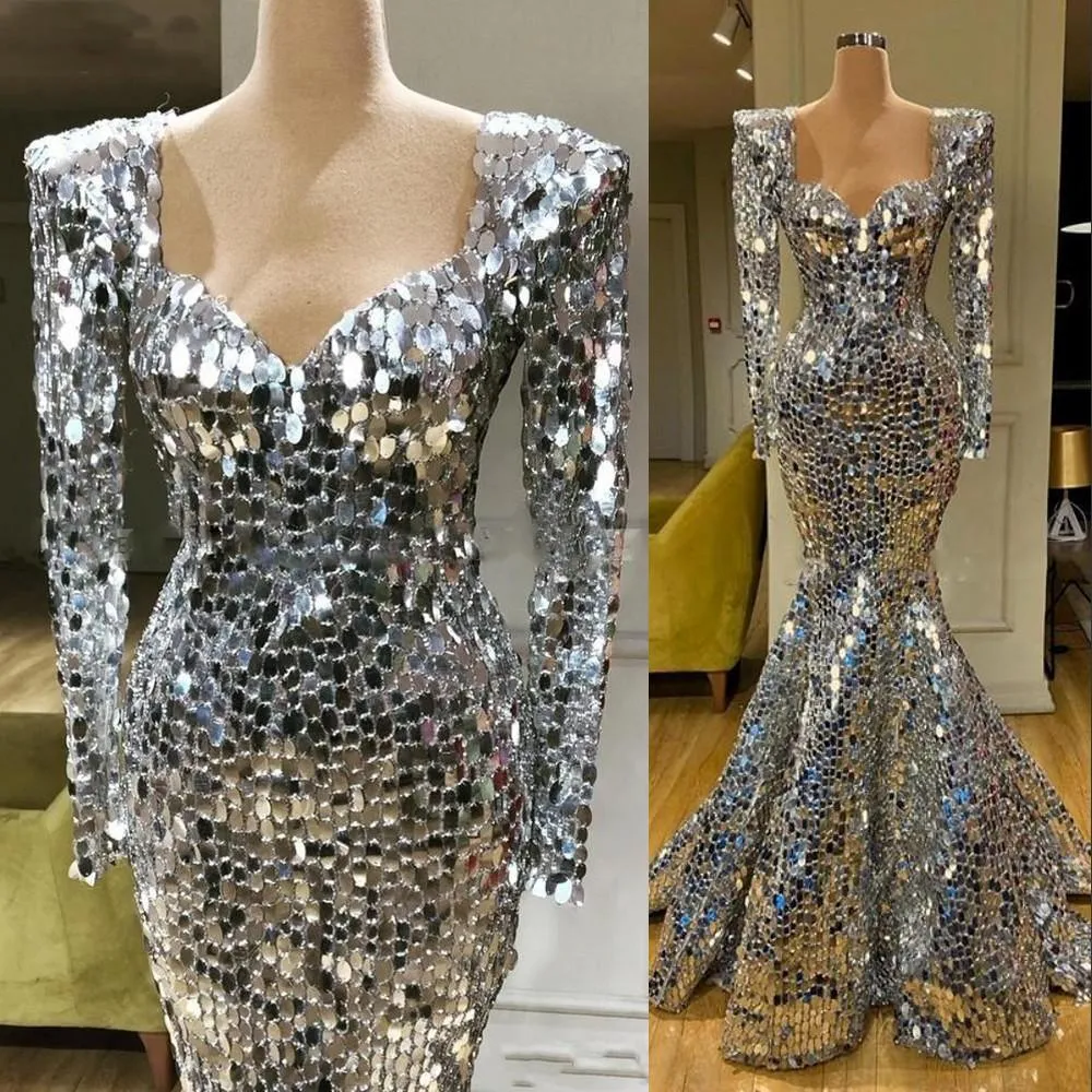 2023 Nya Sparkly Paljetter Silver Mermaid Aftonklänningar Sweetheart Neck Långa ärmar Plus Size Formell bal tillfällesklänningar