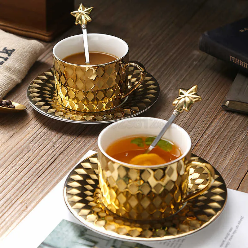 Золотой роскошный суд стиль кофе кружка с ложкой ложка TASSE TAZAS ароматный чай керамическая чашка кафе Xicara Teacup Koffie Kopjes Bekers