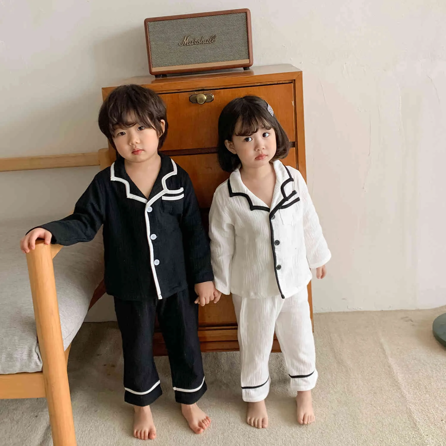 Spring boys and girls solid color cotton dressing gown children soft long sleeve Tops pants 2pcs sets Loungewear 210508