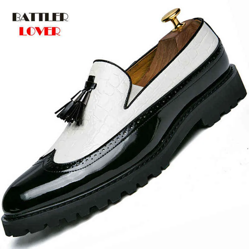 Big Size Italian Tassel Business Formal Dress Men Leather Loafer Formal Dress Flats Designer Office Brogue Oxford Shoes for Men