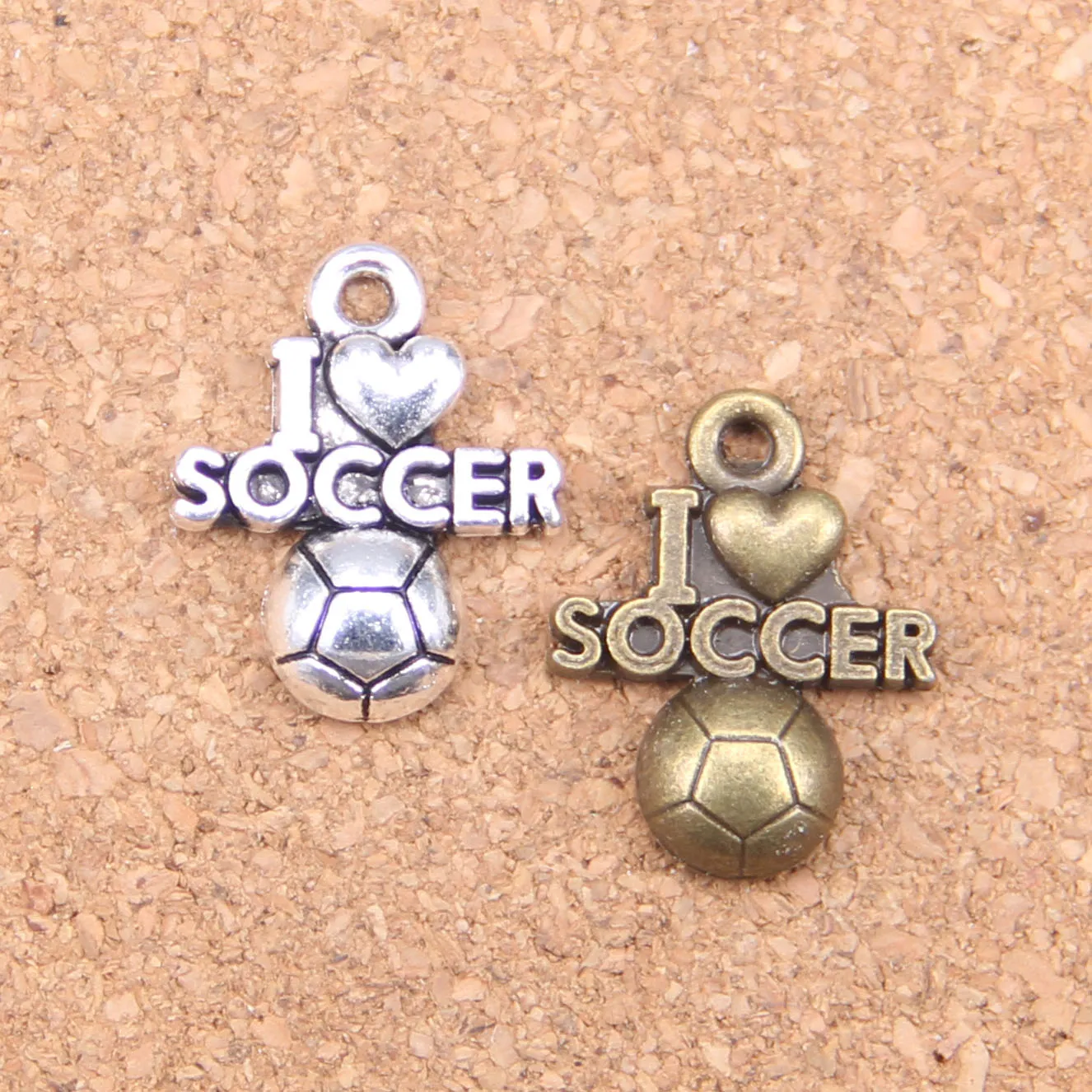 80 Stück Antik Silber Bronze vergoldet I Love Soccer Charms Anhänger DIY Halskette Armband Armreif 20*16mm