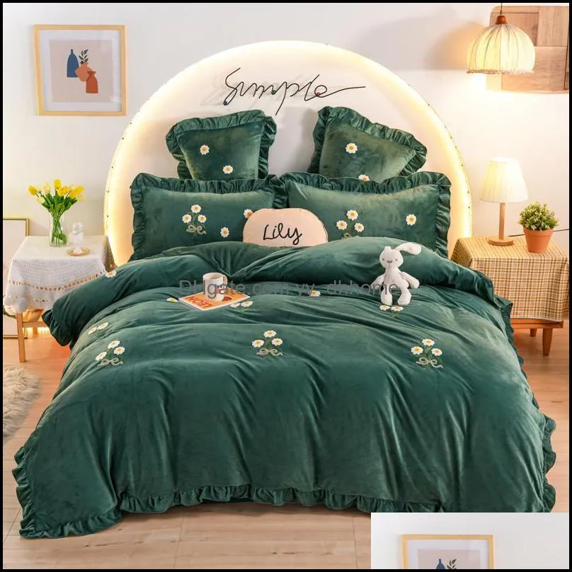 Bedding Sets Super Soft Luxury Magic Coral Velvet Quilt Cover Winter Thickening And Keep Warm Plush Bedclothes Set