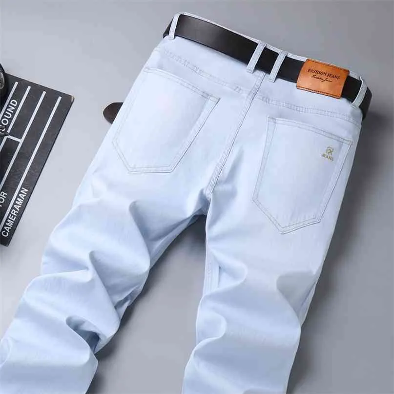 Höstens löst raka stretch jeans mode casual klassisk stil bomull denim himmel blå byxor manlig varumärke byxor 210723