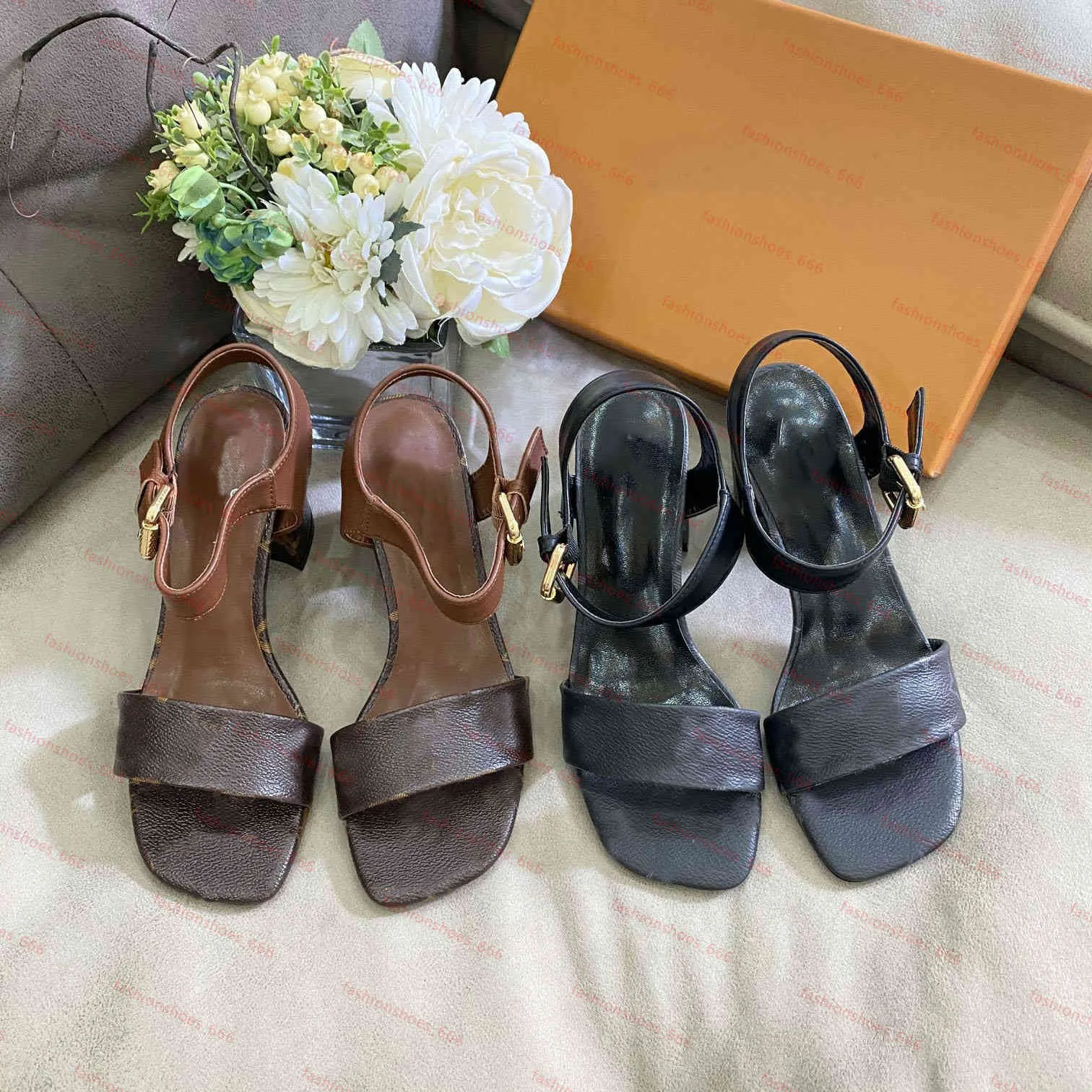 2021 Luxury High Heels Leather Sandal Suede Mid-heel 7-11cm Women Designer Sandals Summer Beach Sexy Wedding Shoes Size 35-40 With Box