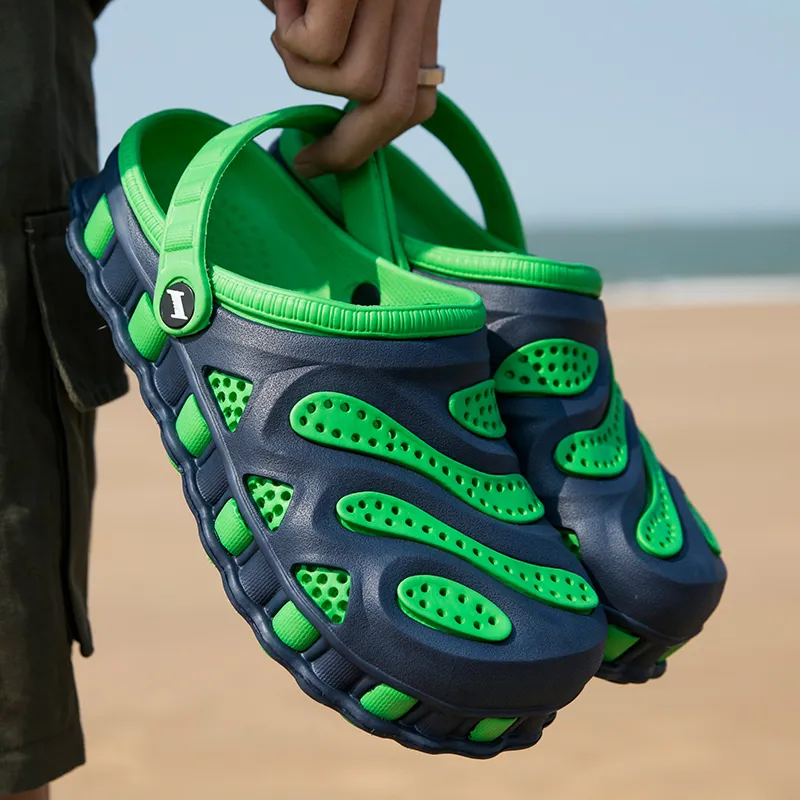 Toppkvalitet Mens Women Sport Trainers Big Size Sandaler Cross Border 2024 Summer Slippers Hole Shoes Beach Shoe Slipper Outdoors Casual Sandal Code: 22SS-11