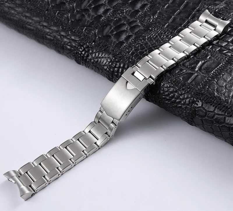 Cinturini per orologi Cinturino per cinturino in acciaio inossidabile massiccio serie 316L Bracciale da uomo da 22 mm Accessori impermeabili Disegno rivetto