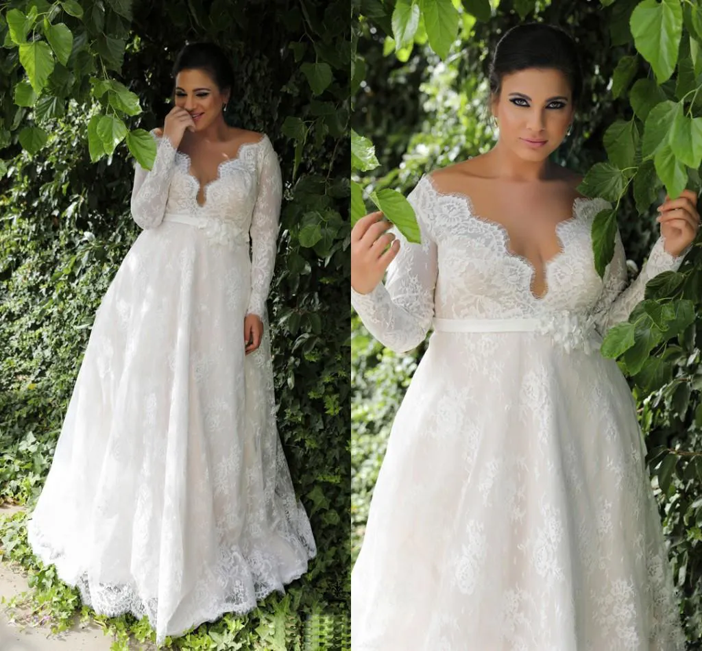 2021 Garden A-Linie Empire-Taille Spitze Plus Size Brautkleid mit langen Ärmeln Sexy langes Brautkleid für Plus Size Hochzeit