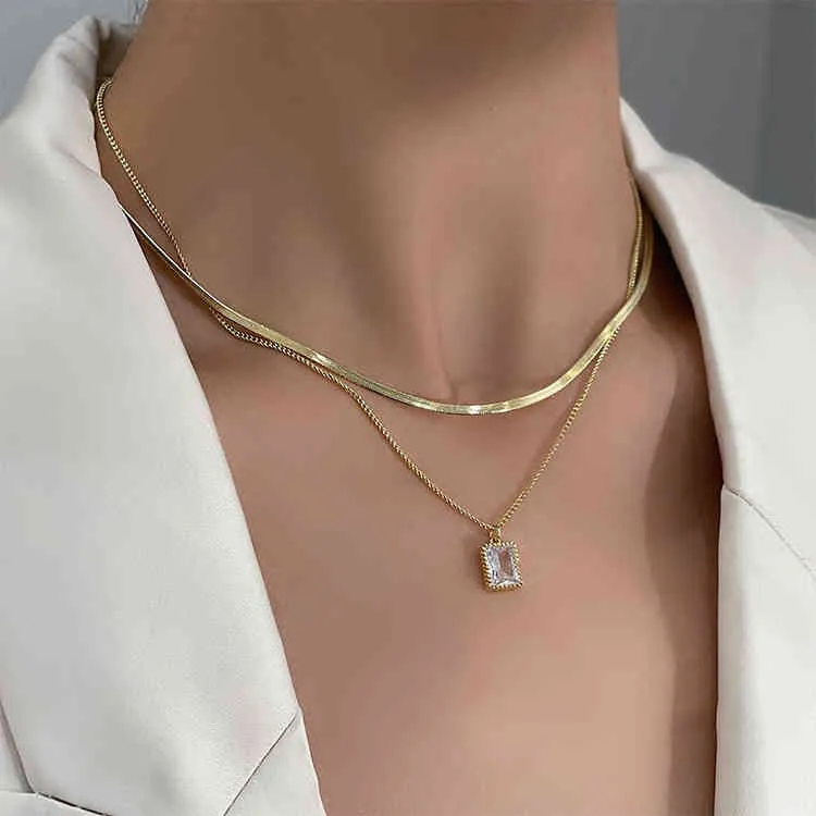 Minimalistiska smycken guldpläterad ormben kedja zirkon hängande halsband Double Layer Square Cubic Zirconia halsband