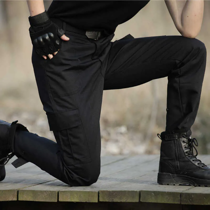 Water Repellent Men Black Ripstop Tactical Pants at Rs 3499/piece in  Ludhiana