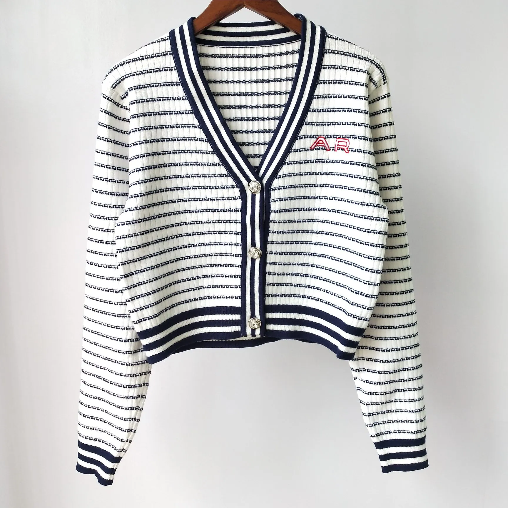 Shipping Free 2021 Autumn White Striped Embroidery Women