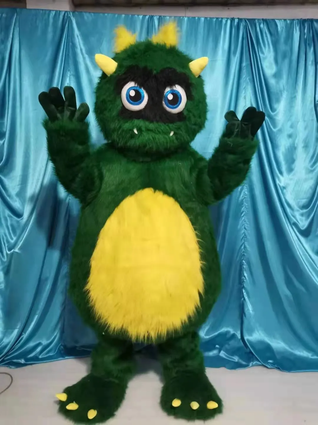 Costume de mascotte de monstre aux cheveux verts, déguisement pour fête de carnaval d'halloween, personnalisation de support