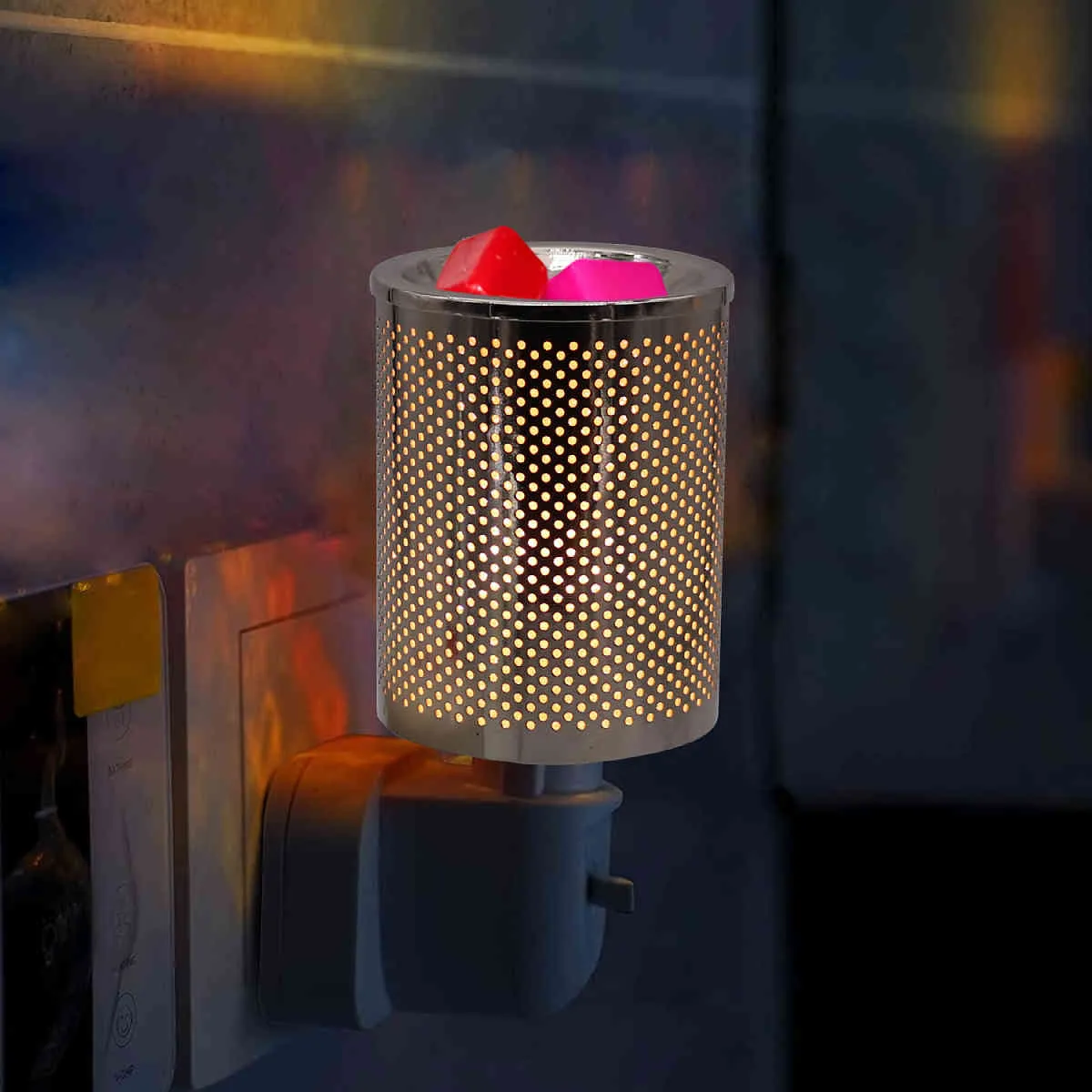 Metal Electric Oil Wax Melt Plug In, Night Aroma Lamp Melter fragrance Burner Warmer Decor Office & Home