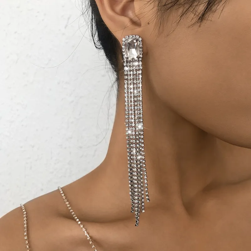 DHgate Luxury Black Diamond Necklace Classic Tassel Pendant for Christmas Jewelry
