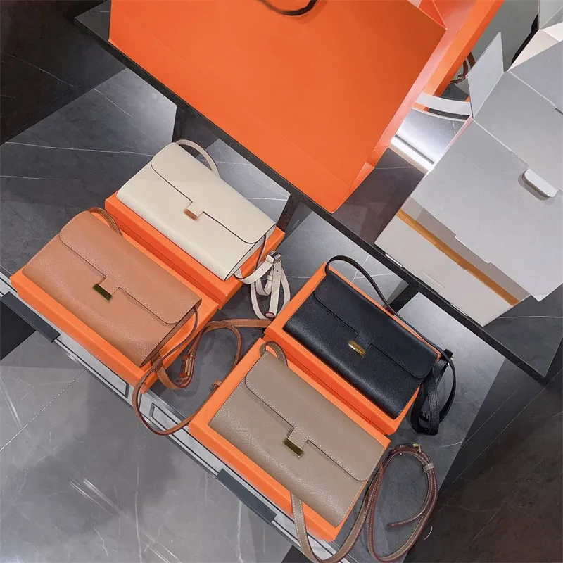 2021 designer handväskor toppkvalitet kalvskinn axelväska spänne plånbok mode 4-färgs storlek 21 * 13 cm presentförpackning