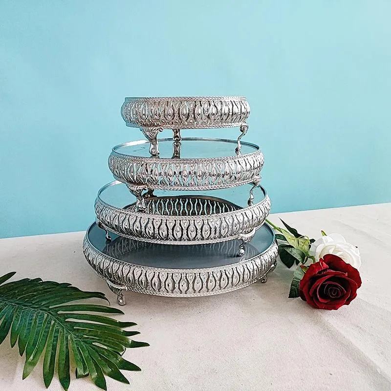 Inne Pieczenia 4 sztuk / partia Złoto Srebrny Kryształ Metal Wedding Cake Stand Plate Rack Set Festival Party Display Tray Cupcake