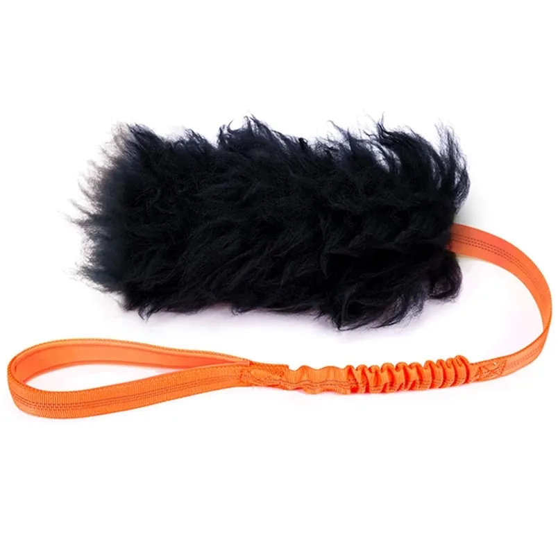 Dog Rope Toy Interactive Pet Bungee With Gummi Ball Tug Sheepskin för medelstora s träning utomhus 211111