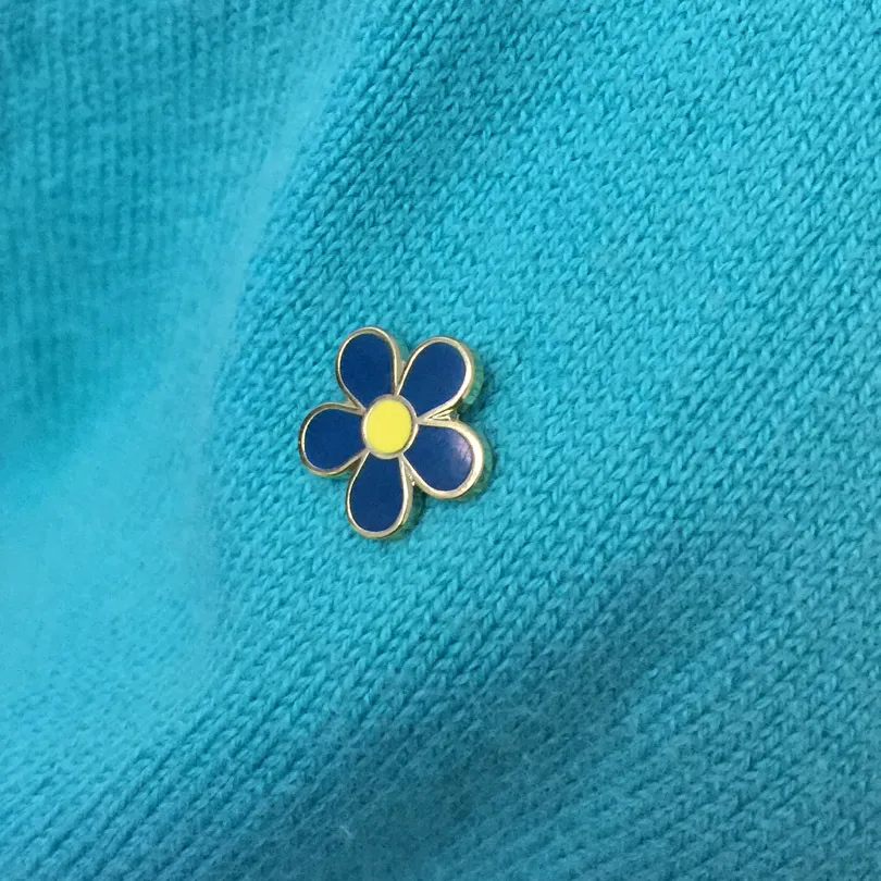 2pcs 10mm Forget Me Not Masonic WW2 Cute Enamel Small Flower Collar Pins Lapel Pin and Brooches Sonvenior Badge for the Lodge