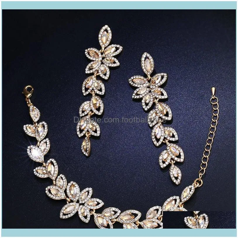 Orecchini Collana Set Jewelrydesigners Aaa Diamond High Grade Orecchini Bracciale Set di gioielli in due pezzi Drop Delivery 2021 Acwpu