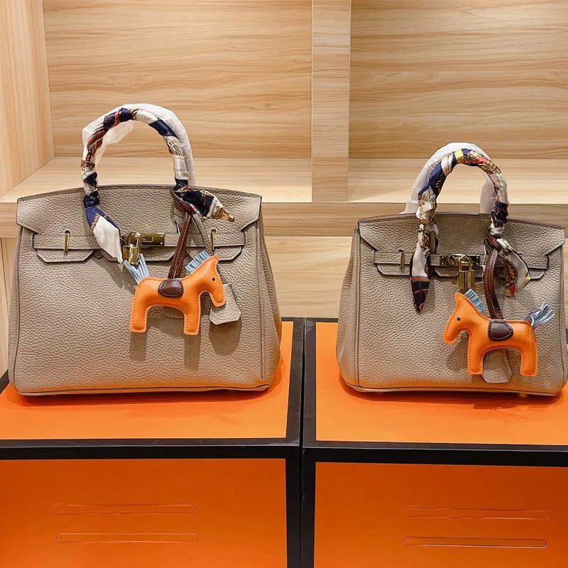 Stylish Womens Genuine Leather Tote Bag Handbag with Lock Scarf Horse Gift Top Quality Fashion Purse 2024 Collection
