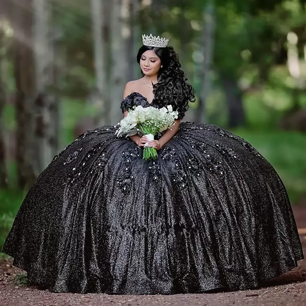 Siyah Balo Quinceanera Elbiseler Sparkly Sequins Boncuklu Omuz Dantel Aplike Tatlı 16 Pageant Prenses Dubai Özel Yapılan Resmi Durum Vestidos