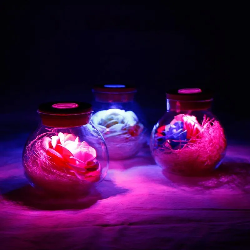 Ghirlande di fiori decorativi Sapone Rosa LED Fiore Bottiglie di plastica Matrimonio Artificiale San Valentino Regalo di Natale della mamma 2021