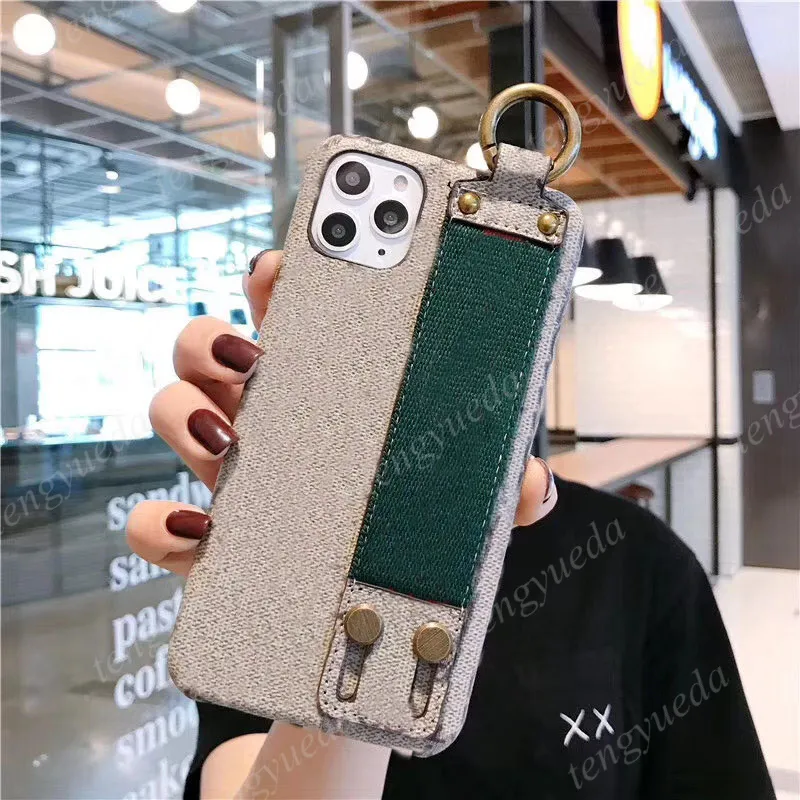 iPhone 11のデザイナーリストバンド電話ケース12 13 14 15銀河S21 S22 S23 ULTRA付きプロマックスレザー刺繍ミツバチ