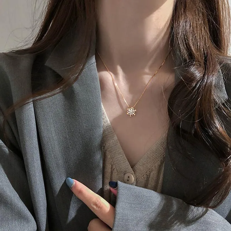Anhänger Halsketten elegante kubische Zirkon Schneeflocken Halskette Mode Schlüsselbeinkette Roségold Silber Farbe für Frauen