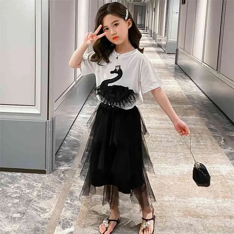 Fashion Girls Clothing Set Summer White T-shirts and Black Lace Skirts Suit for Teenage Girl Cartoon Lovely Swan Skirt Kids 210622