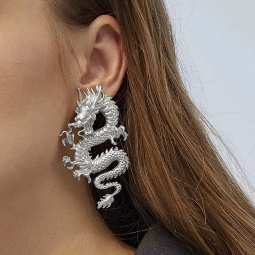 Chinese Dragon Snake Stud Earrings Fashionable Punk Style In Gold And Silver Colors For Women From Mimosaspring1881 2.09 DHgate.Com