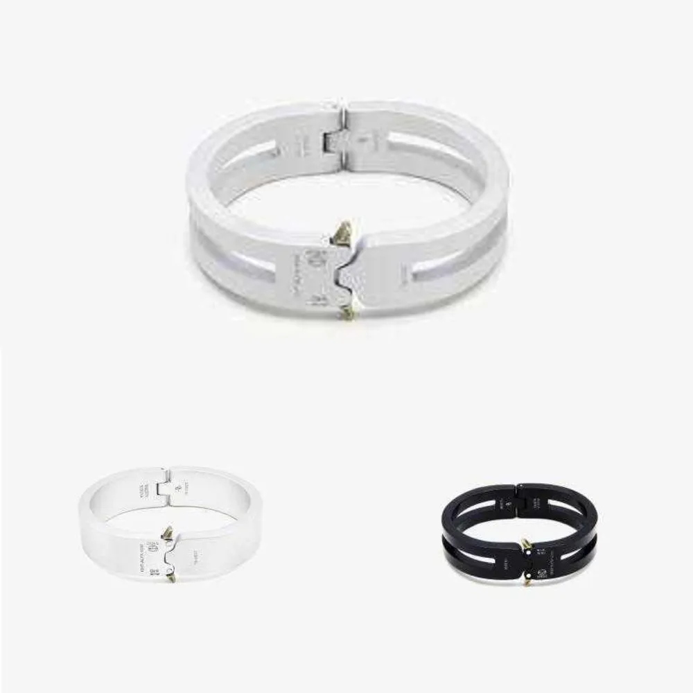 Alyx Bracelet Ttitane Alliage Haute Qualité Version Piste Hommes Femmes Alyx Bracelet Manchette 1017 Alyx 9sm 19-0007 Q0809