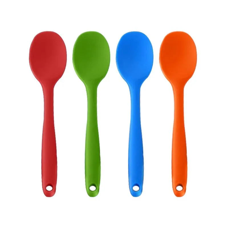 Spoons 4pcs/pack One Piece Design Kitchen Serving Baking Safe Hanging Hole For Cooking Heat Resistant Silicone Spoon Mixing Stirring