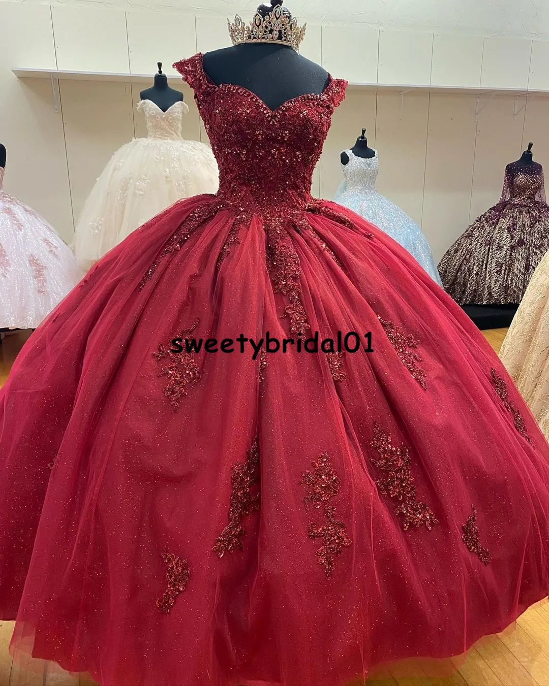 Robe De bal chérie bordeaux robes De Quinceanera pour robe De 15 Anos hors De l'épaule Applique cendrillon tenue De fête