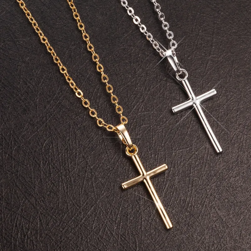 Kettingen Mode Vrouwelijke Hangers Dropshipping Goud Zwart Kleur Kristal Jesus Cross Hanger Ketting Sieraden voor Mannen/vrouwen Groothandel Accessoire