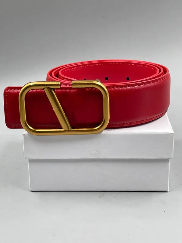 Menswear designer belt black red women luxury classic casual V buckle fashion leather belts with white gift