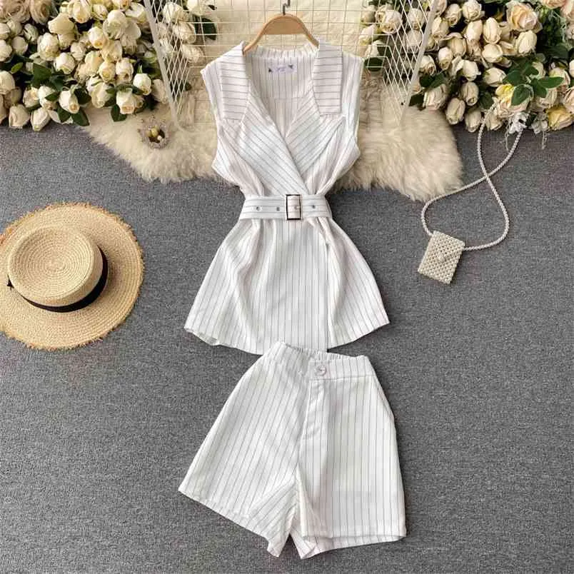 Büro Dame 2 Stück Set Top und Shorts Sets Koreanische Blazer + Hose Anzüge Luxuriöse Streifen Sommer Anzug Ensemble Femme 210514