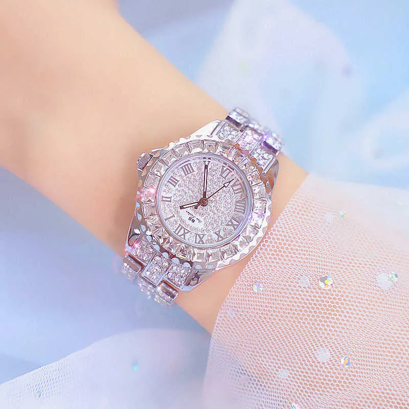 2020 Señoras Relojes de pulsera Vestido Reloj dorado Mujer Cristal Diamante  Relojes Acero inoxidable Reloj plateado Mujer Montre Femme