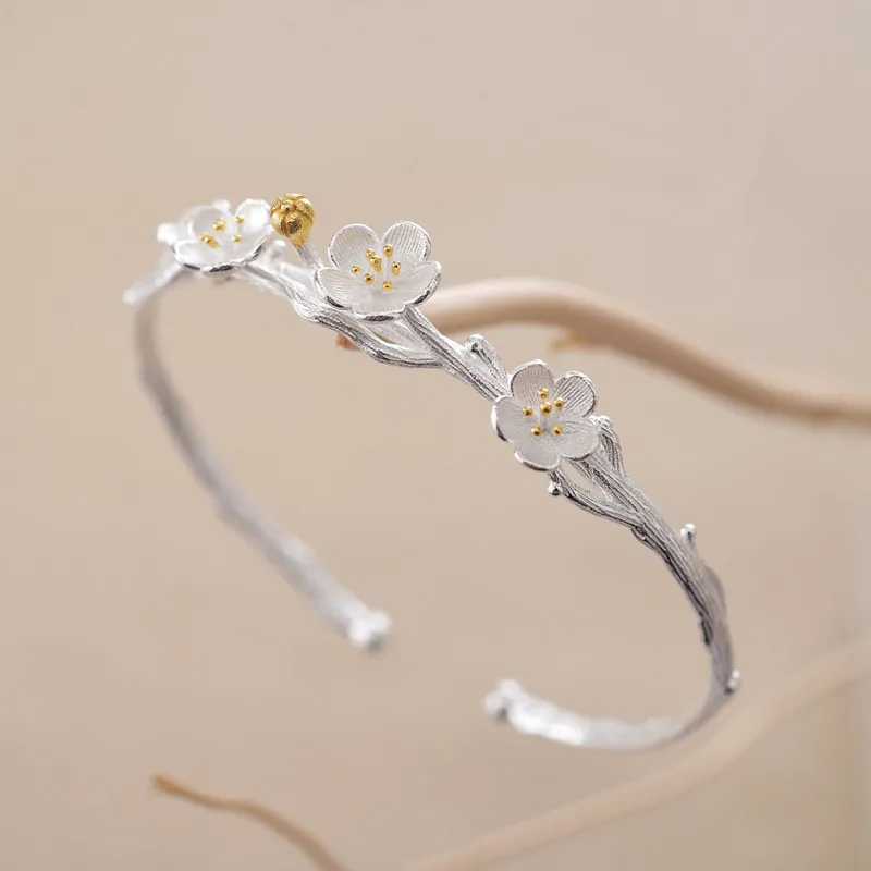 純粋な銀のブレスレットのバングルのためのバングルのためのパーソナリティの花カフバングルリストバンドPulseraのフェムムファッションジュエリーのアクセサリー