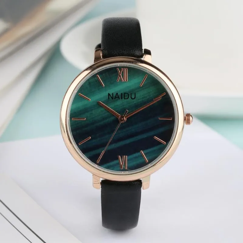 Armbandsur Kvinnor Quartz Watch Leather Watchband Roman Gradient Färg Ring Casual Outdoor Clock Som presenter till Girls Lady Reloj