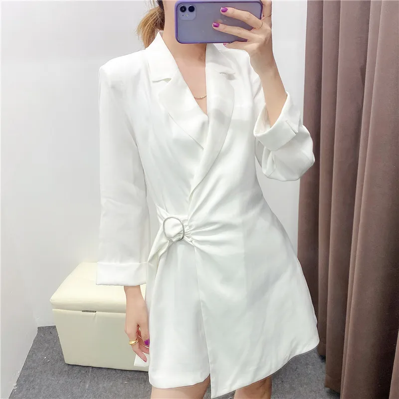 Women White Chic Office Wear Blazer-Style Playsuits Fashion V Neck Long Sleeve With Belt Female Short Jumpsuits 210430