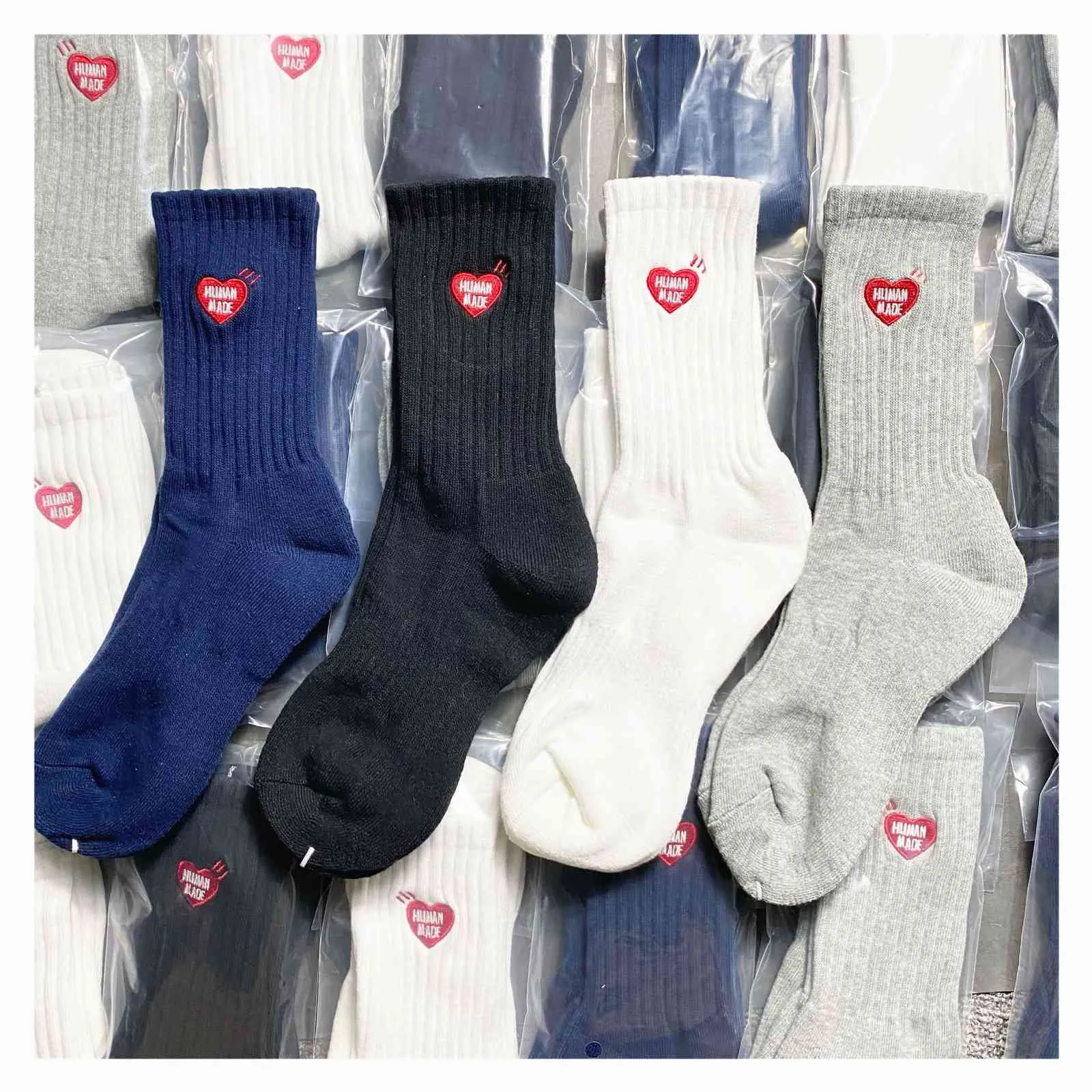 1Pairs Red Human Made Skateboard Cotton Crew Street Socks Love Heart Men Women Fashion Korea estilo T-shirt 2021 Cupido