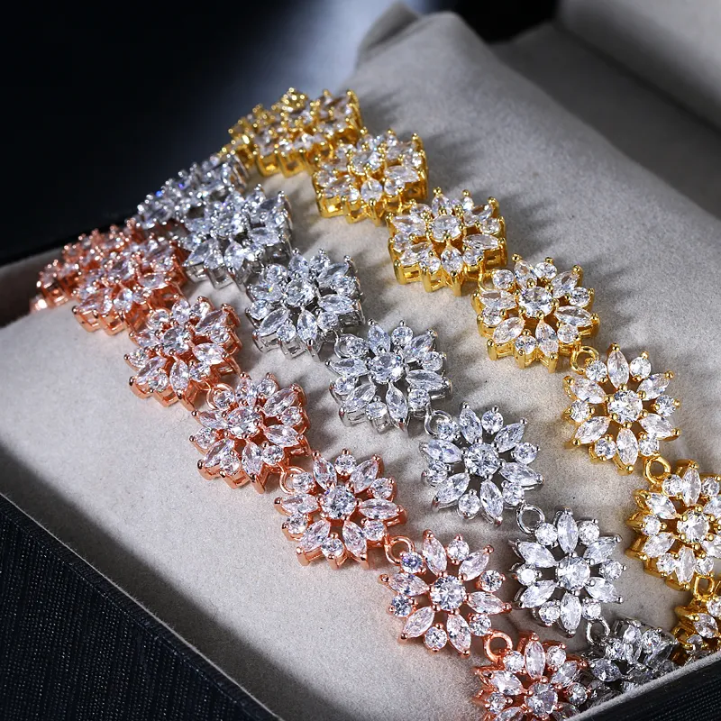 Хип-хоп Ювелирные Изделия Мода Bling Cleiged Out Flower Bractele Micro Painsed Shining Tiny CZ Cr Crystal Очаровательная Ссылка Для Женщин Свадьба Подарки для женщин