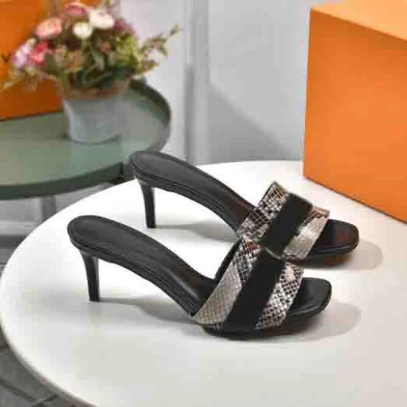 Wholesale luxury designer snake and leopard print alphabet slippers top quality square toe high heel sandals size 35-42