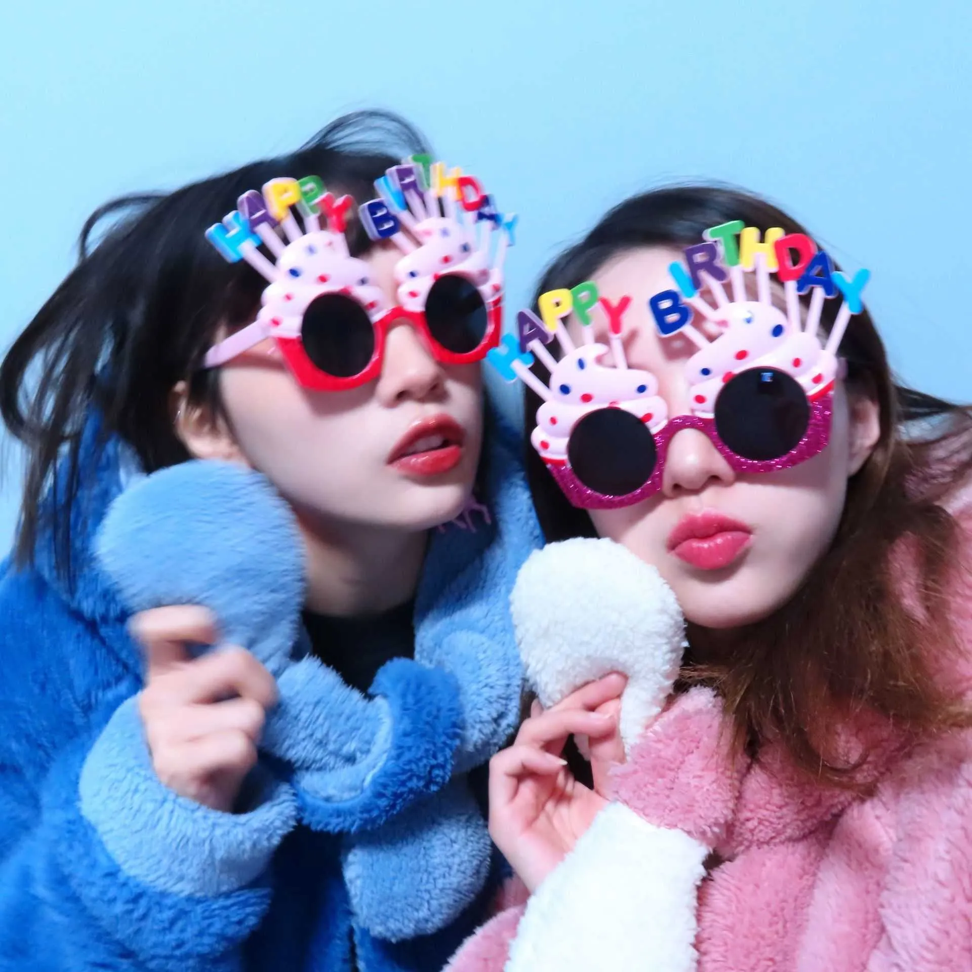 Novelty goggles store