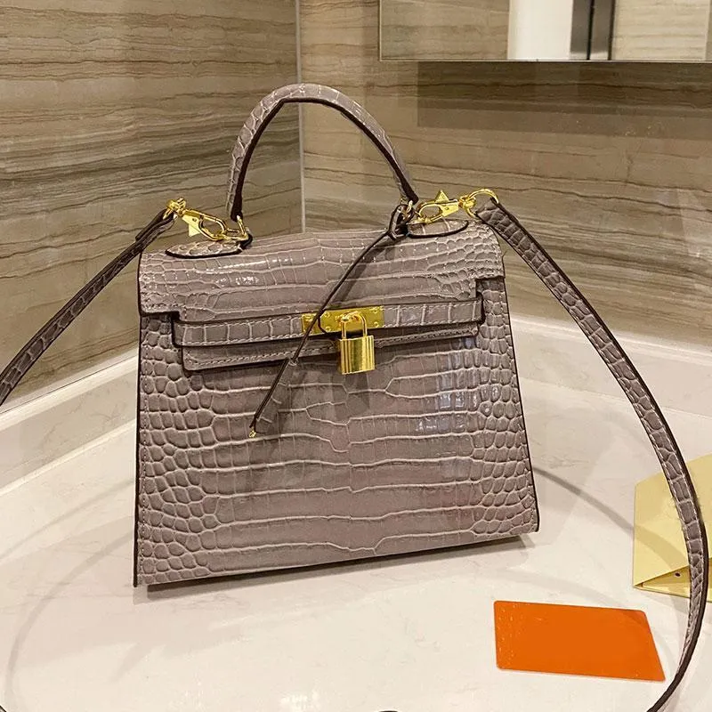 Women Alligator Pattern Handbags Purse Lady Tote Bags Crocodile Design Fashion letter Hardware Plain Hasp Shoulder Bags Wallet 