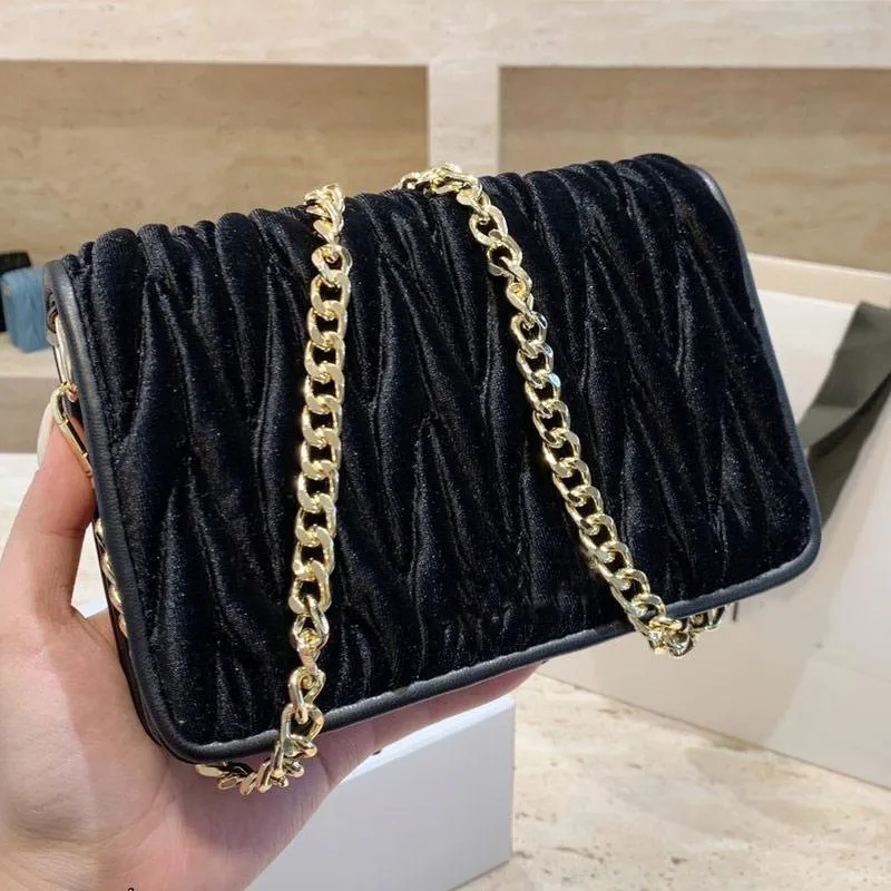 Sheepskin Shoulder Bag Women Chain Crossbody Bags Hand Bag Fashion Plain Velvet Pleated Hasp Lady Messenger Bag 