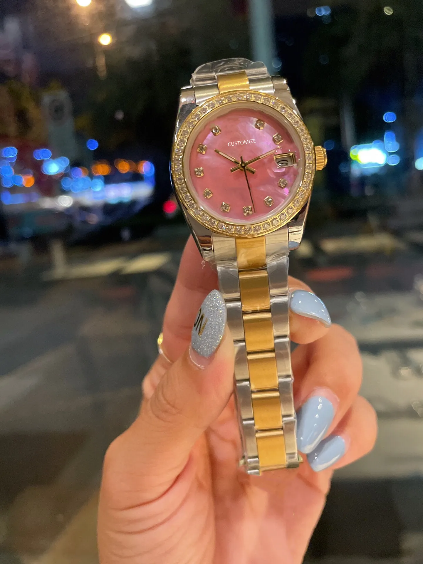 Fashion Women Stainless Steel Quartz Watch Lady Geometric Ice Diamond Bezel Wristwatch Silver Yellow Gold Pink Shell Dial