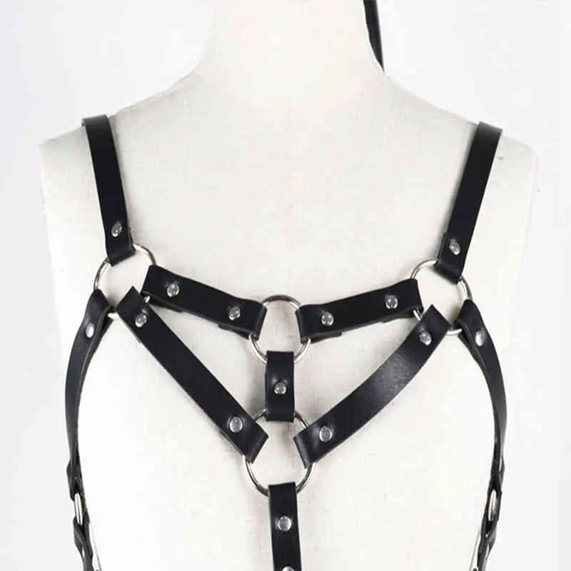 NXY SM Giocattolo adulto del sesso Lingerie sexy Catena di metallo Biancheria intima Bdsm Bondage Set Manette per frusta Morsetti per capezzoli Gag Prodotto Giocattoli erotici1220