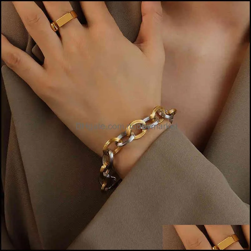 Brand Jewelry Findings Marka titanium steel niche light luxury jewelry embossed earrings bracelet plated 18K real gold set