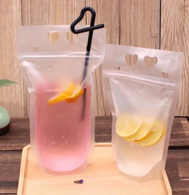 Water Bottles Plastic Drink Pouches Bags with Straws 500ml Reclosable Zipper Non-Toxic Disposable Drinking Container Party Tableware